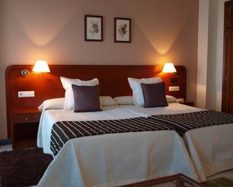 Hotel Anunciada - Bayona - Habitació