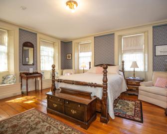 Clark Currier Inn - Newburyport - Bedroom