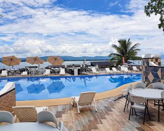 Hotel Mi Paraíso Río Dulce - Fronteras - Piscina