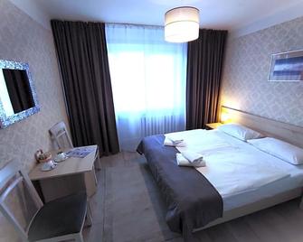Hotel Polonia - Rzeszow - Soveværelse