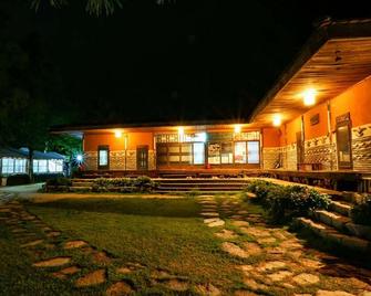 Chuncheon Nabiya Hanok Stay - Čchunčchon