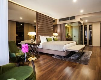 Saint Ten Hotel - Belgrad - Schlafzimmer