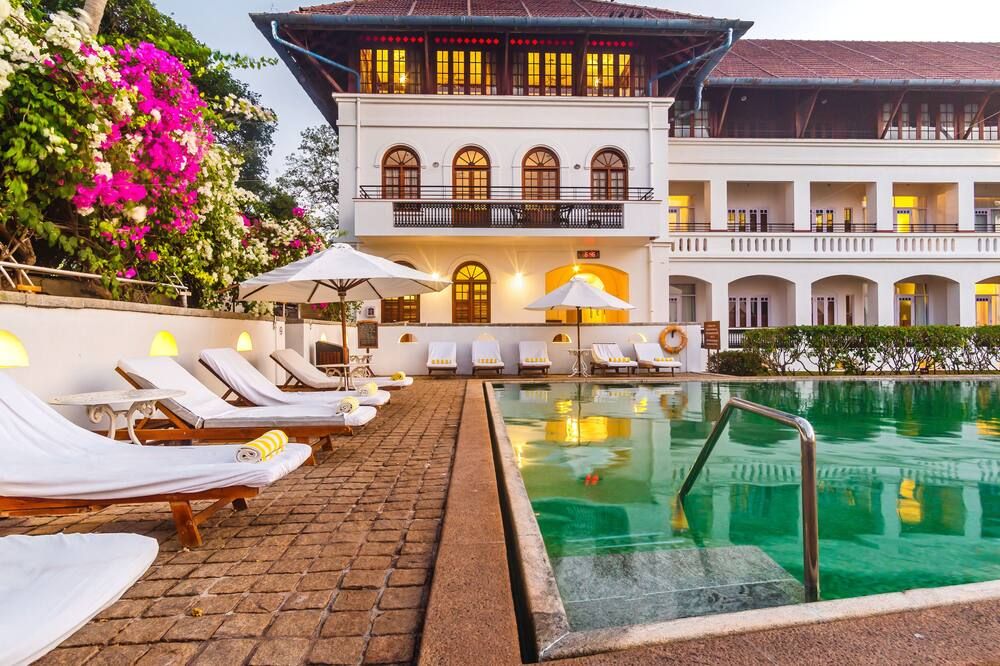 Brunton Boatyard - A Cgh Earth Experience - קוצ'י - בריכה