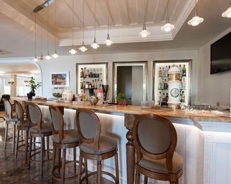 Art Hotel Debono - Gouvia - Bar