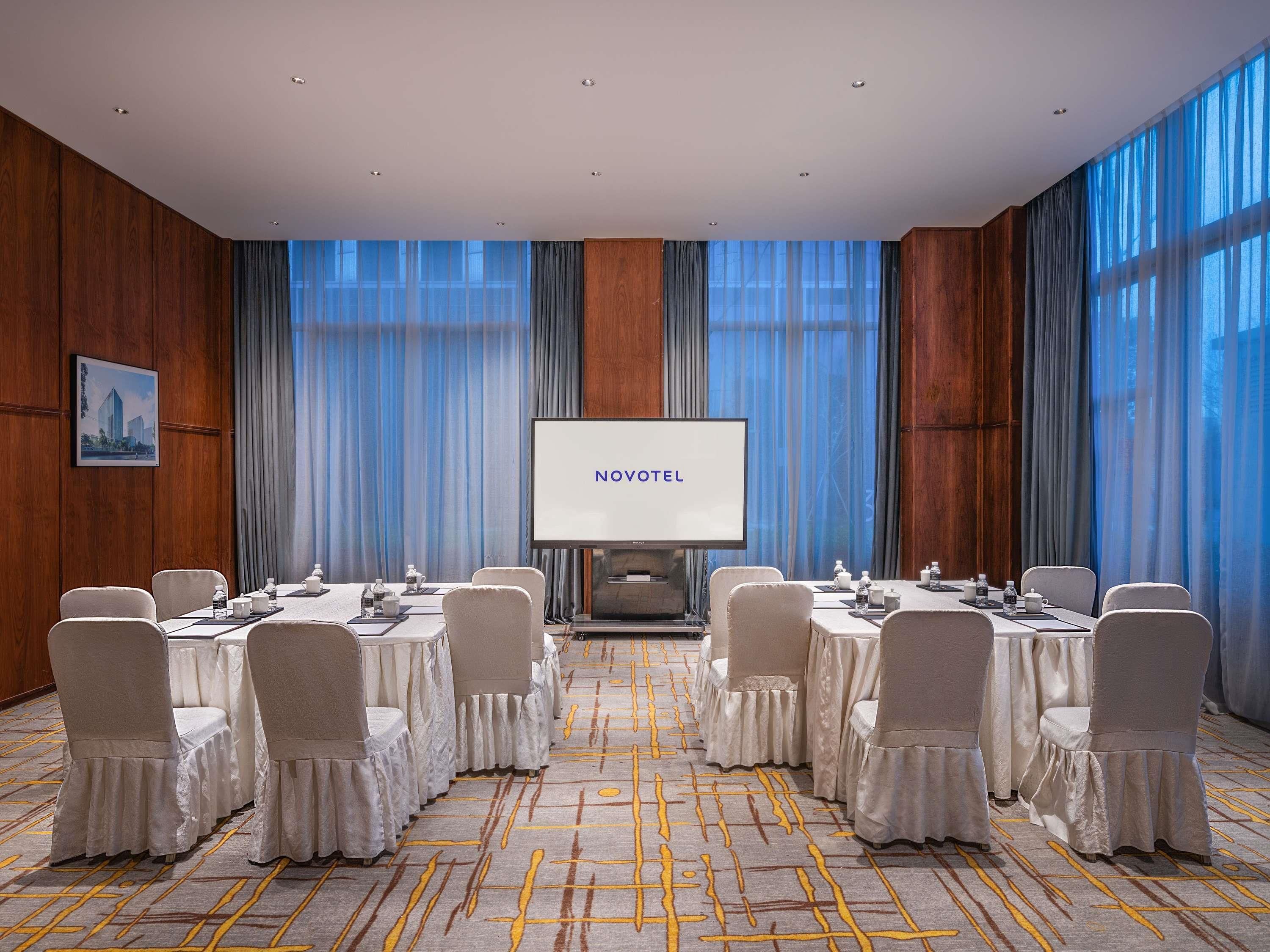 Novotel Shanghai Baoshan Jiusi