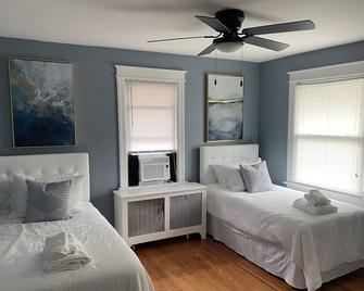 NEW!!! Spacious 3 br single/off steet parking, XBOX, Arcade, Ping Pong - Phoenixville - Спальня