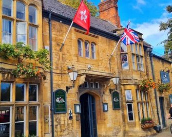 The Swan Inn - Moreton-in-Marsh - Bygning