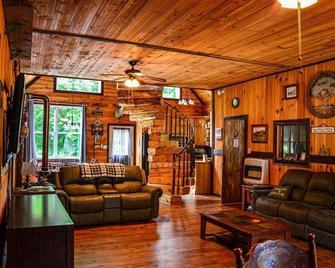 Slice of Paradise!- Rustic Meets Modern at this Unique Finger Lakes NY Home - Greenwood - Living room