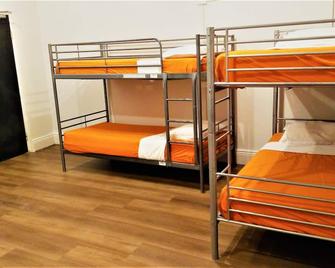 Asylum Sydney Backpackers Hostel - Sydney - Schlafzimmer