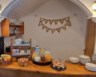 Harbourlight Guest House - Saundersfoot - Buffet