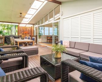 Sunshine Beach House 14 Depper Street - Sunshine Beach - Lounge