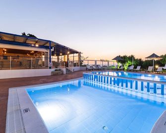 Summer View Hotel - Theologos - Pool