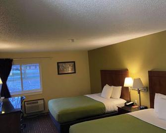Coratel Inn and Suites By Jasper Riverfalls - Comfort 2 Queen Bed Non Smoking - River Falls