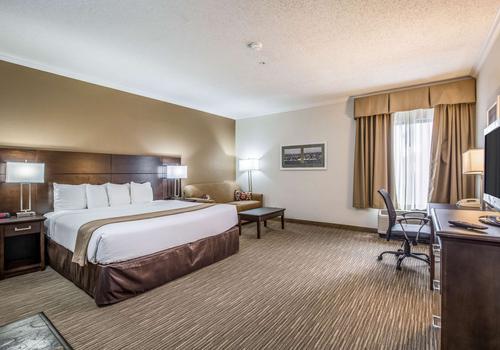 Quality Inn Suites Seabrook Nasa Kemah 55 1 2 9