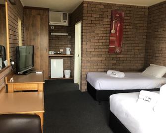 Cessnock Vintage Motor Inn - Cessnock - Bedroom