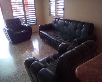 Hostal Baby - Varadero - Olohuone