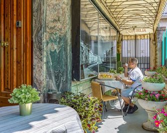 Hotel Maria - Pisa