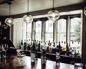 The Ollerod - Beaminster - Bar