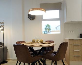 Santa Barbara Apartment - 200 m to the beach - L'Alfàs del Pi - Eetruimte