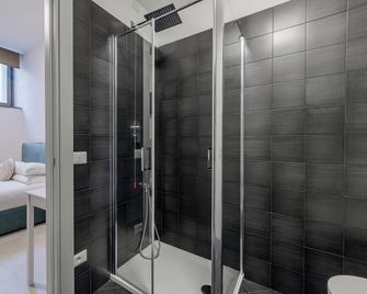 Basco Guest House - Viterbo - Baño
