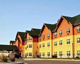 AmericInn by Wyndham Fargo Medical Center - Fargo - Bygning
