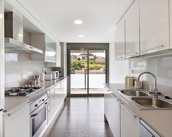 Modern and renewed Apartament Florí - Arenys de Mar - Kitchen