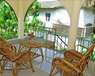 Green Mount Cottages - Kalpetta - Balcony