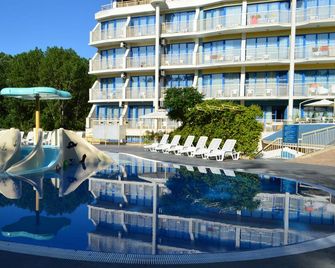 Aquamarine Hotel Sunny Beach - Sunny Beach