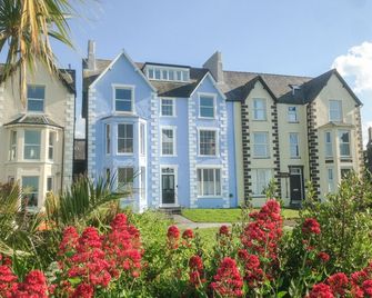 Sea View Apartment - Llanfairfechan - Будівля