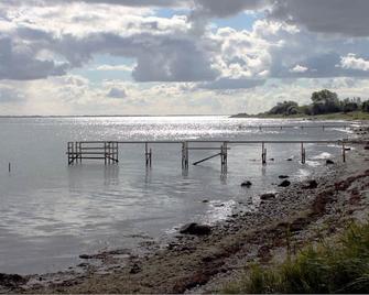 cozy house with great views to Langeland and Storebæltbrücke - Hesselager - Playa