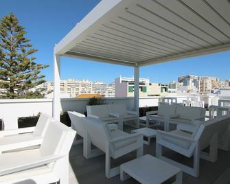 Faro Boutique Hotel - פארו - מרפסת