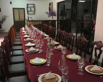 Oasis Coba Tina - São Filipe - Restaurant