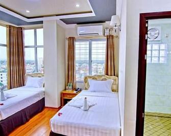 Myat Nan Yone Hotel - Mandalay - Habitación