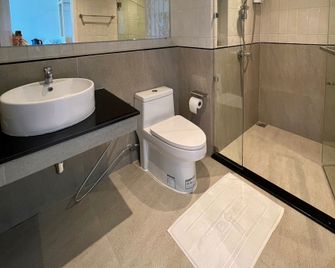 The Way Hotel Banpong - Ban Pong