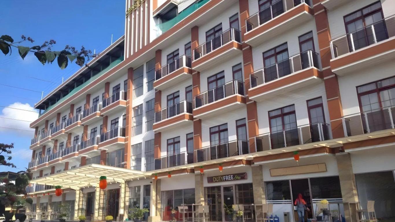 Green Rose Hotel
