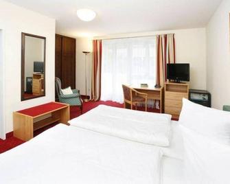 Hotel Biederstein am Englischen Garten - Munique - Quarto