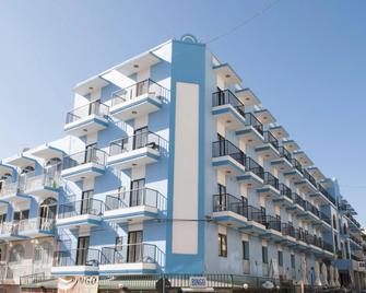 Euroclub Hotel - Bugibba - Gebouw