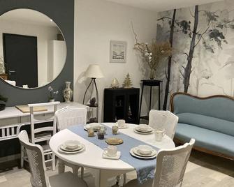 Maison d'hotes L'atelier du Charmois - Vandoeuvre-lès-Nancy - Comedor