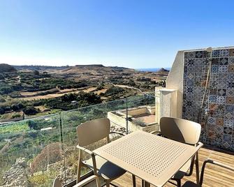 All Nations Duplex with Pool - Xagħra - Balcony