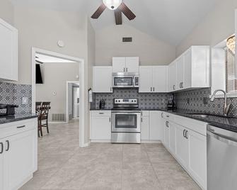 Beautifulquiethomeperfect4stay In Lufkin, Texas! - Lufkin