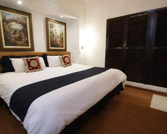 Hotel Luna - Guanajuato - Bedroom