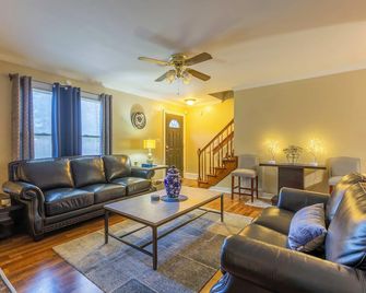 Serenity Haven - Lillington - Living room