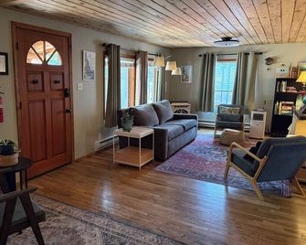 Miller Cabin - McCall