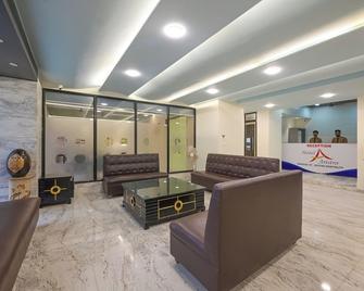 Hotel Aristro - Lonavala