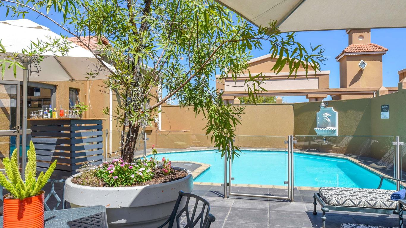 فندق مركيور بِدفوردفيو