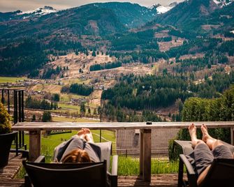 La Roccia Wellness Hotel - Cavalese - Balkon