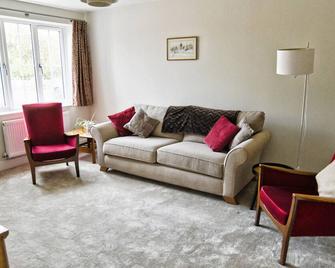 3BD Gem in the Heart of Barnetby Le Wold - Barnetby - Huiskamer