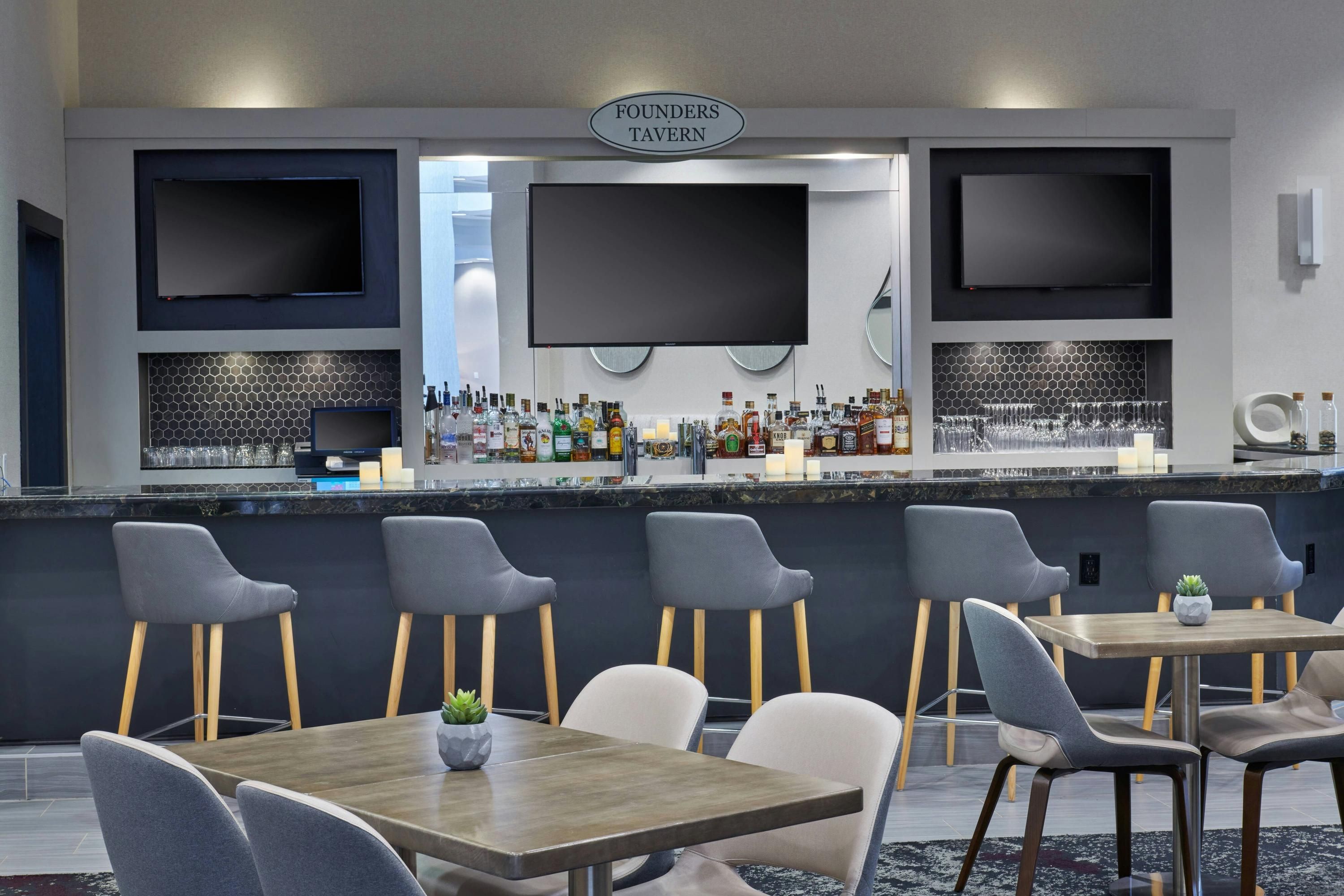Delta Hotels by Marriott Detroit Novi - Farmington - Bar