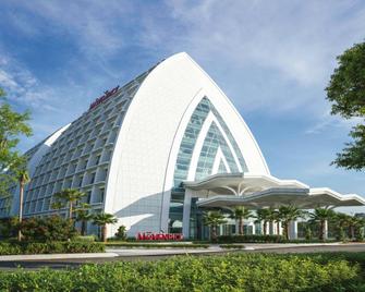 Movenpick Hotel And Convention Centre Klia - Sepang - Building