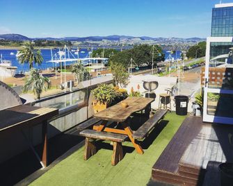 Harbourside City Backpackers - Tauranga - Balcón